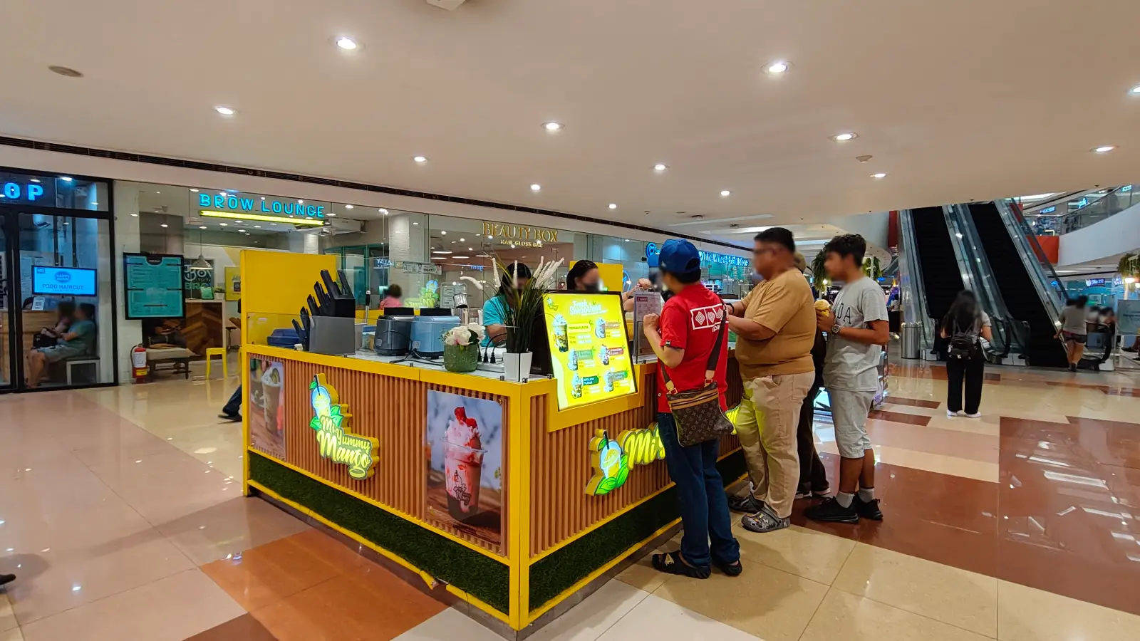 MI YUMMY MANGO in SM City North EDSA